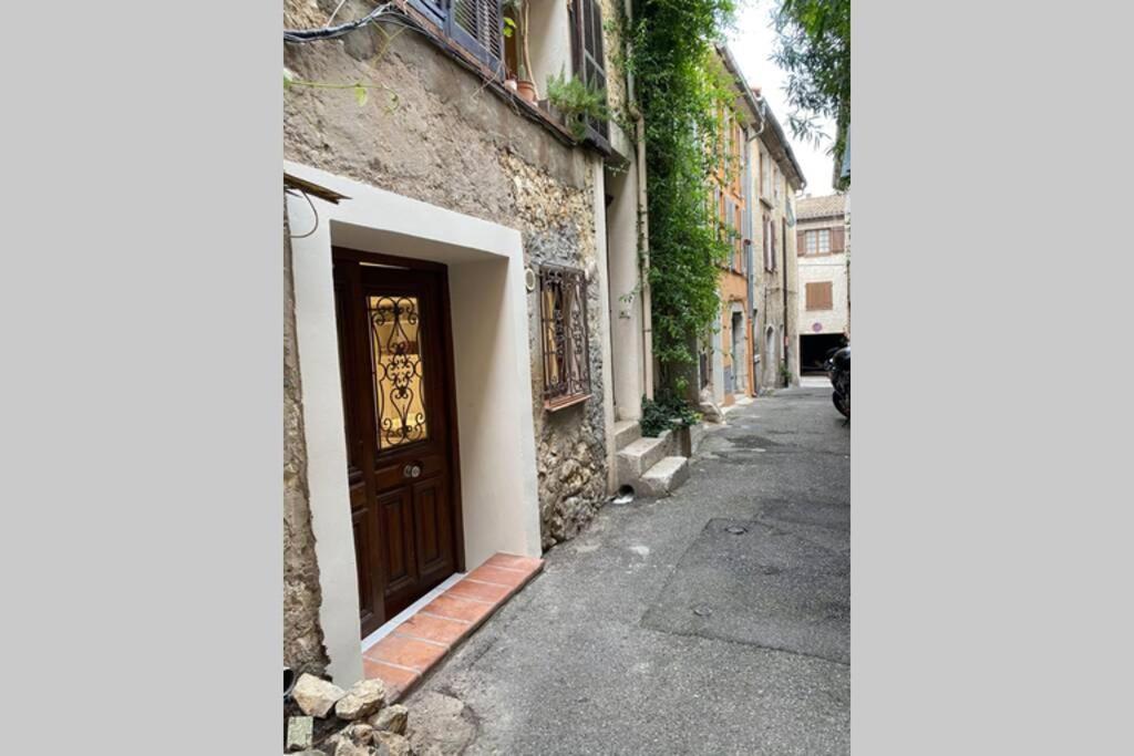 Studio Cite Historique Vence Luaran gambar